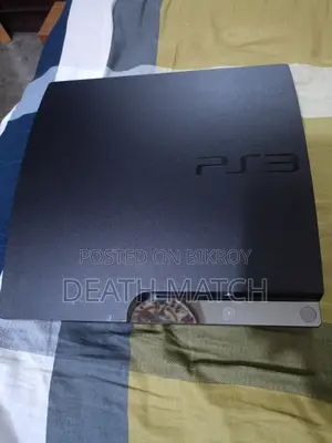 জেলব্রেক PS3 স্লিম ৫০০জিবি সাথে ২টি PS4 কন্ট্রোলার। সেরা ডিল