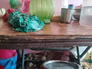 Dining Table Urgent Sell Good Condition