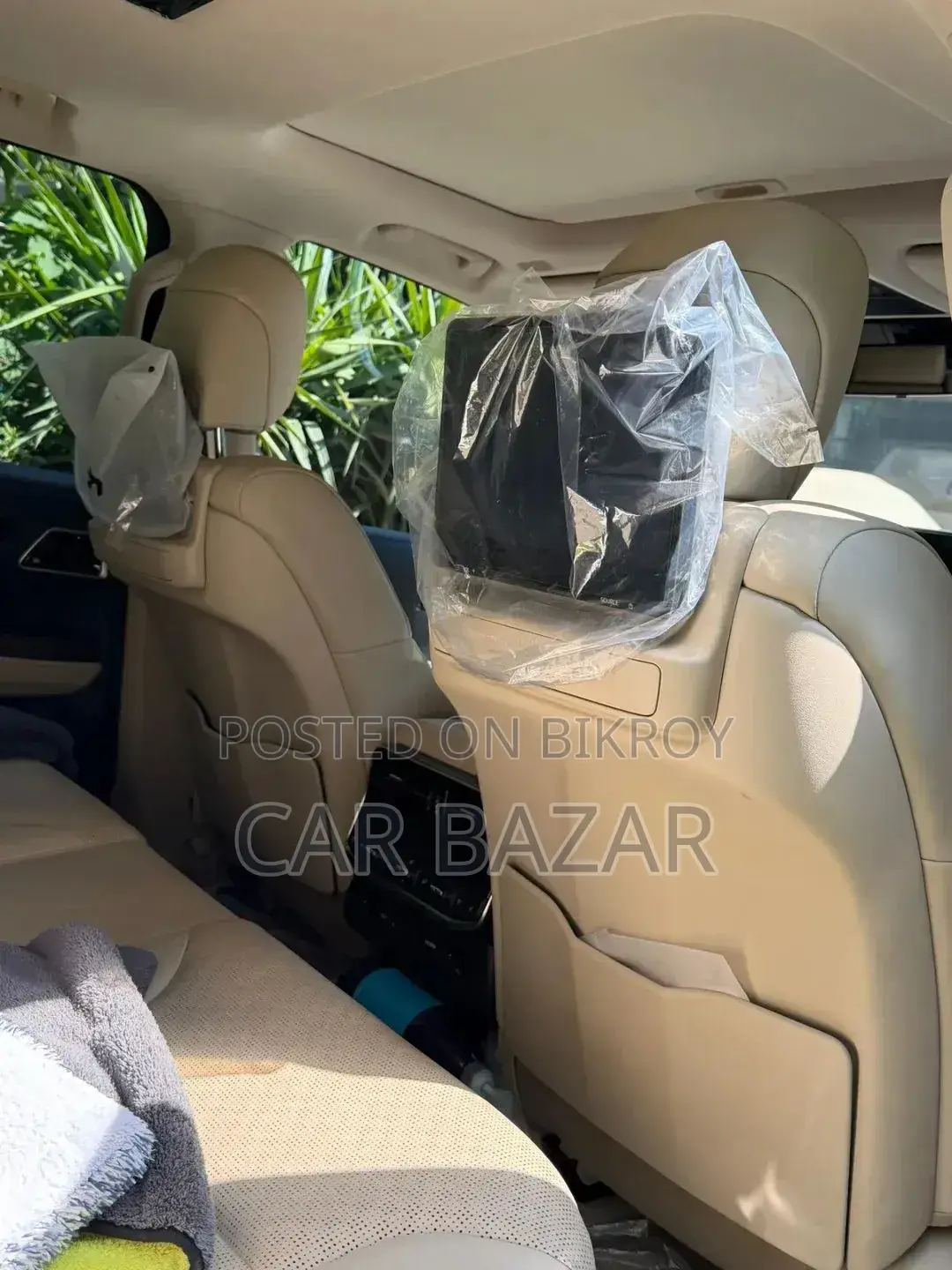 Toyota Land Cruiser LC300 2023 Black