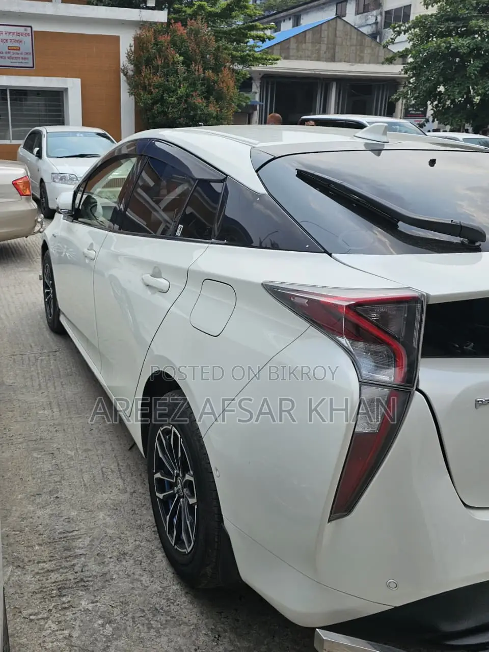Toyota Prius 2017 Pearl