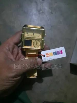 ১০০% ওয়াটারপ্রুফ হাত ঘড়ি
