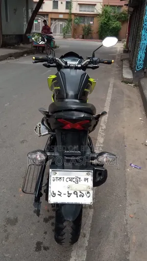 Honda Hornet 2022 Gray
