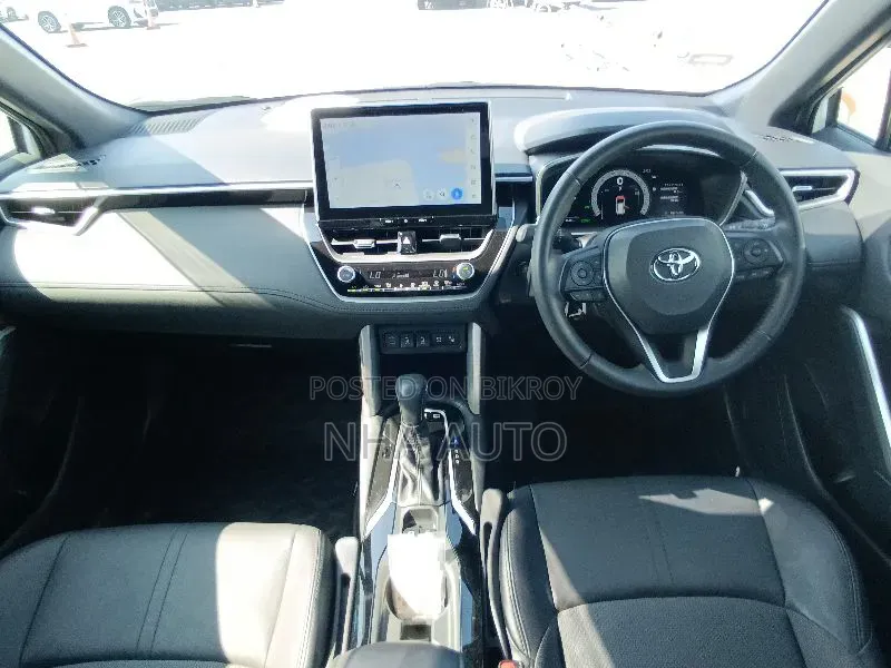 Toyota Corolla Cross 2024 Pearl