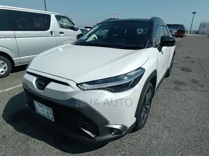 Toyota Corolla Cross 2024 Pearl
