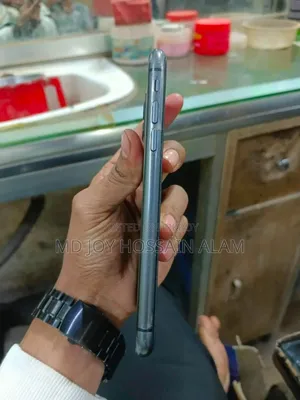 Apple iPhone 11 64 GB Black