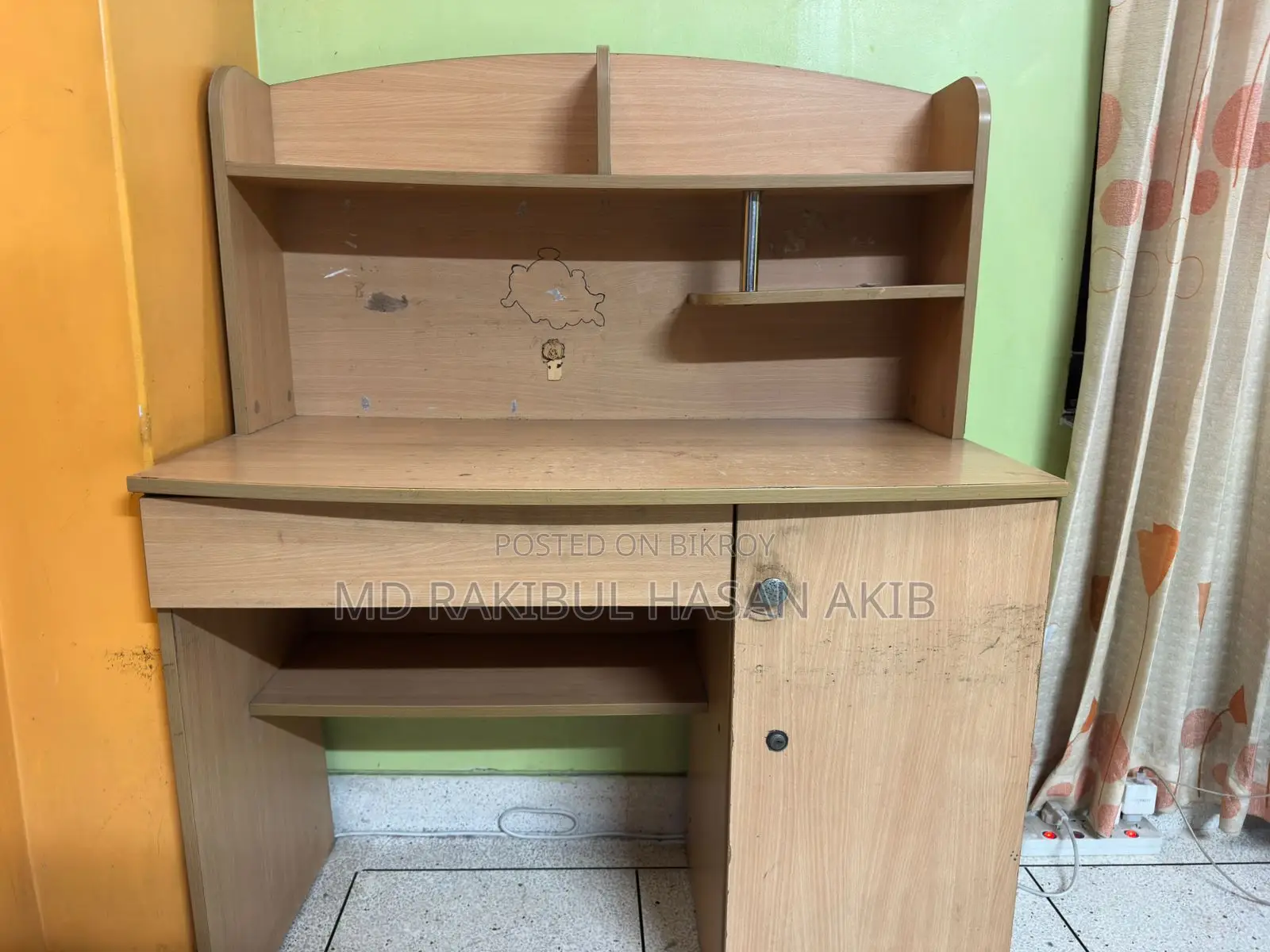 Otobi Study Table