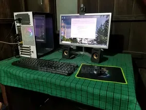 Desktop Computer 8GB Intel Core I5 SSD 256GB