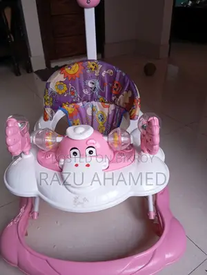 মিউজিক্যাল বেবি ওয়াকার