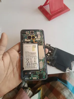 Samsung S10e 8/128
