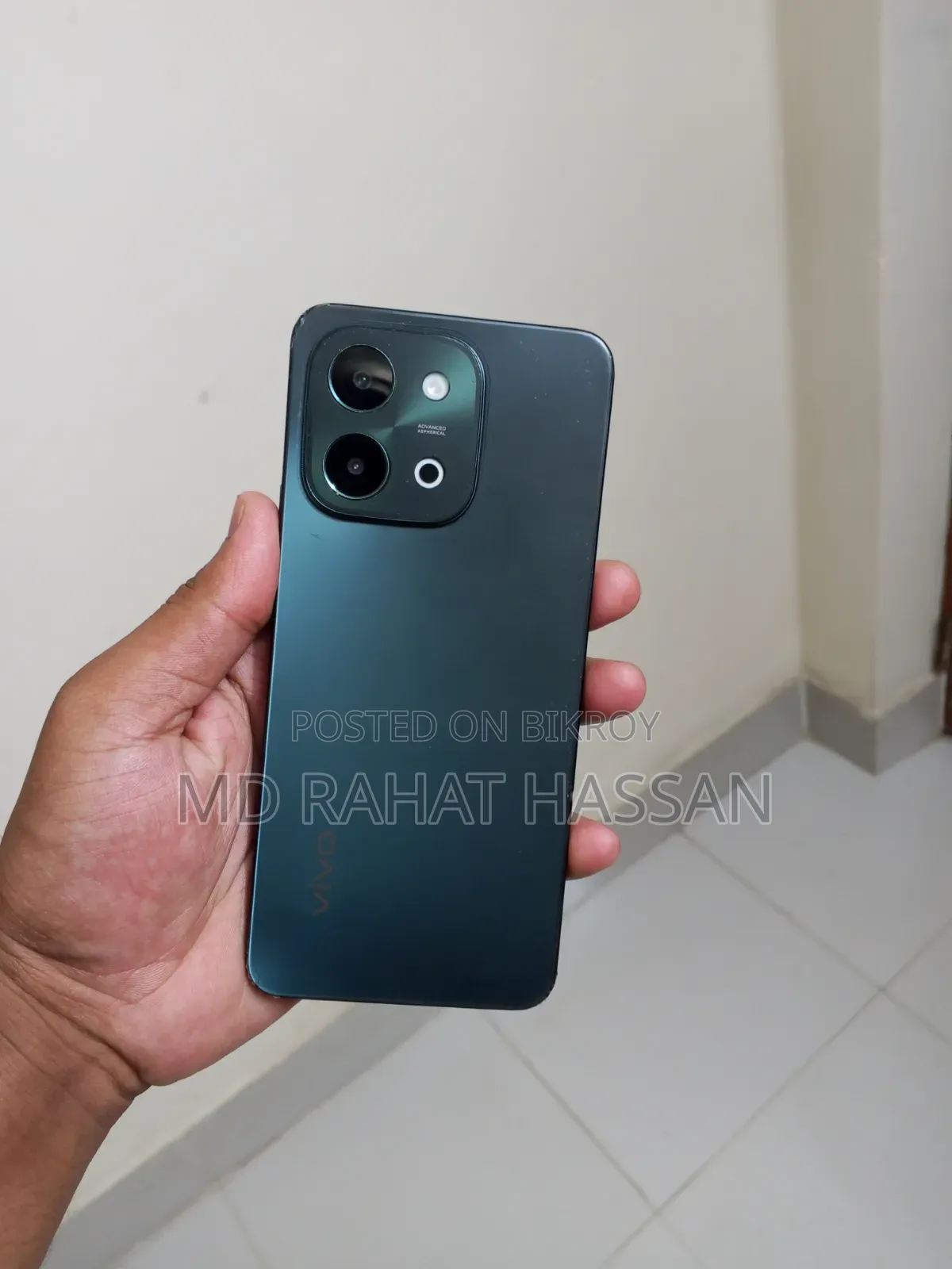 Vivo Y28 8 GB Black
