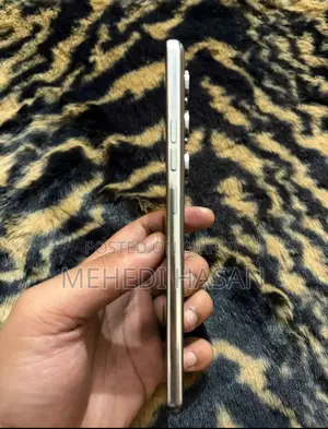 Tecno Camon 40 256 GB Silver