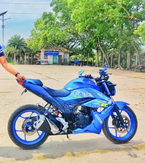 সুজুকি জিক্সার মনোটোন ২০২১ ব্লু