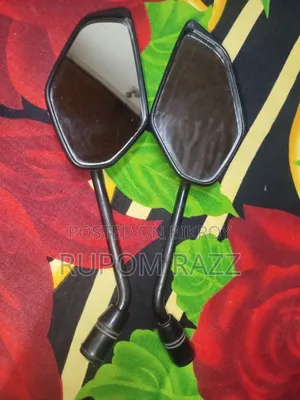 FZS ভার্সন ২ লুকিং গ্লাস