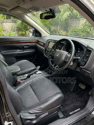 Mitsubishi Outlander 2.0 PHEV AWD 2013 Pearl