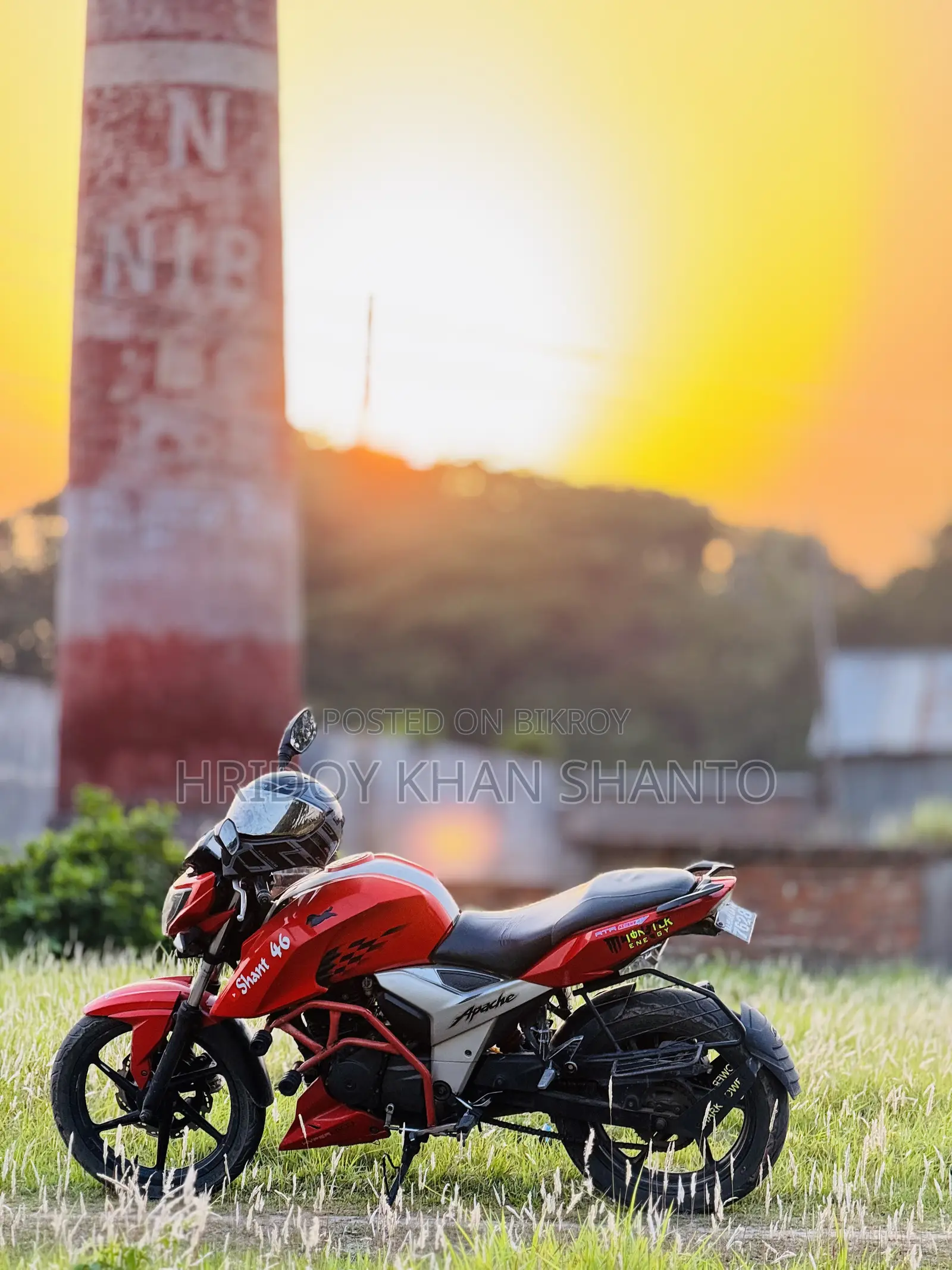 TVS Apache 160 4V 2022 Red
