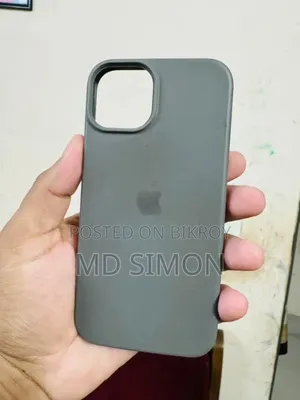 iPhone 13 Cover