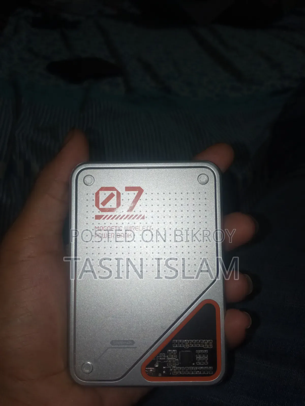 Wireless Power Bank