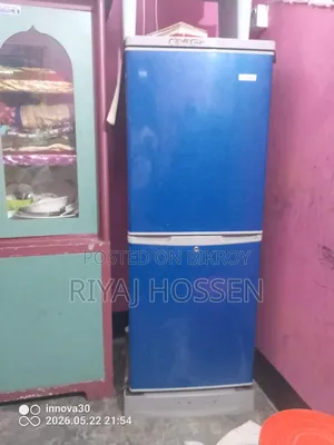 নিজেদের ব্যবহৃত একটি ফ্রিজ বিক্রি করা হবে।