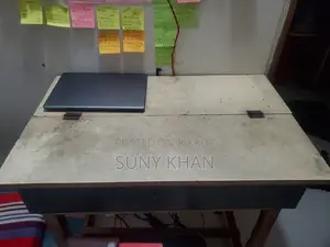 স্টাডি টেবিল উইথ চেয়ার
