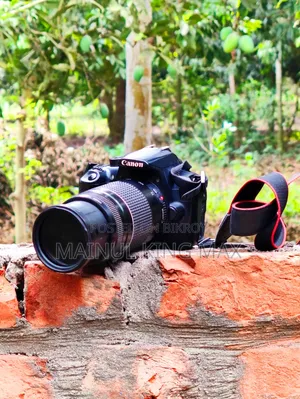Camera for sale: Canon 1200d