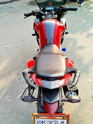 Yamaha 2018 Red
