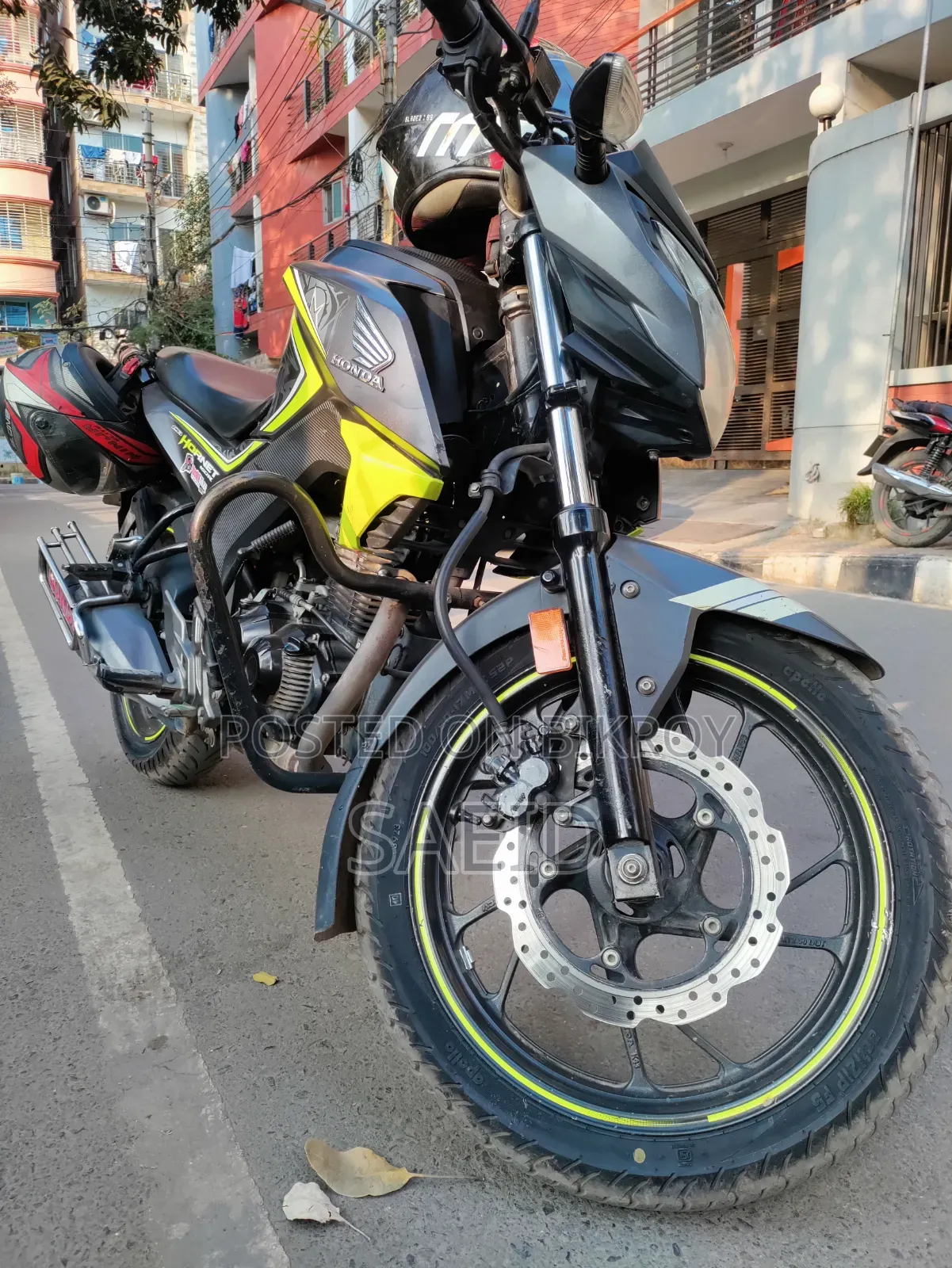 হোন্ডা হর্নেট ২০১৮ গ্রে
