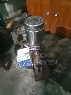 কলম তৈরির মে্শিন