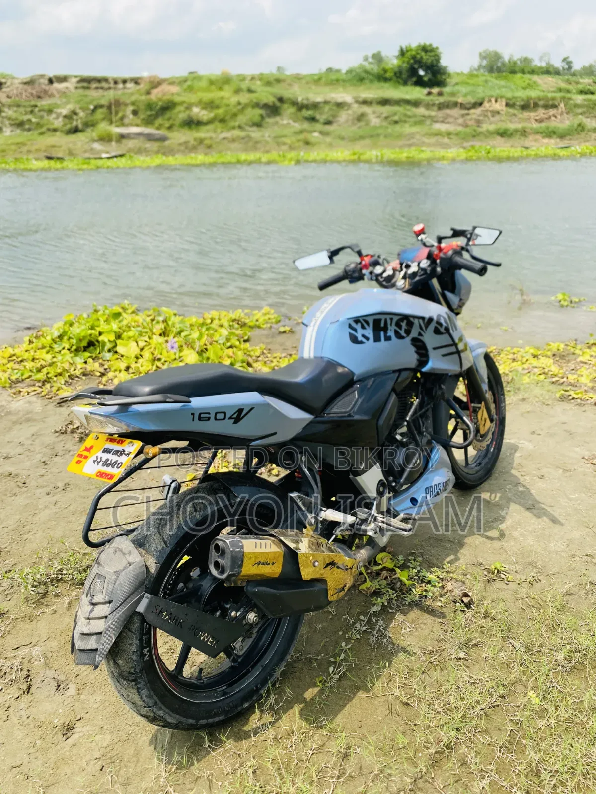 TVS Apache 160 4V 2021 Blue