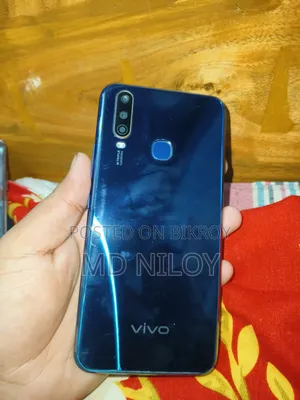 Vivo Y15 64 GB Blue