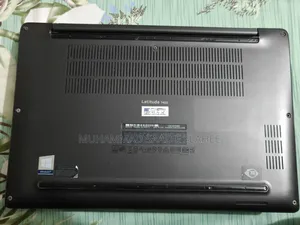 Laptop Dell Latitude 7400 8GB Intel Core I7 SSD 512GB