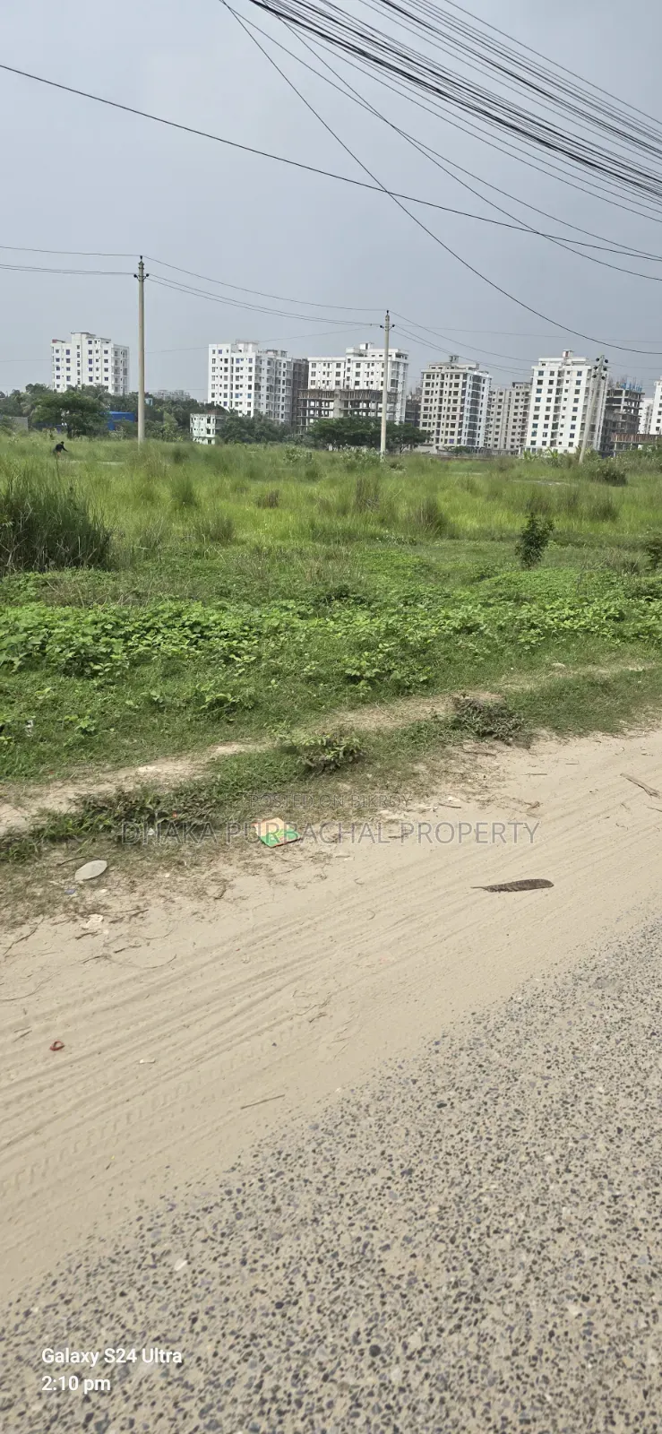 5 Katha Plot on 54' Road Adjacent to Purbachal Sector-10 Lake and Playground