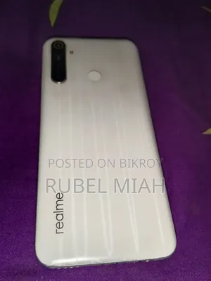 Realme 6i 128 GB হোয়াইট