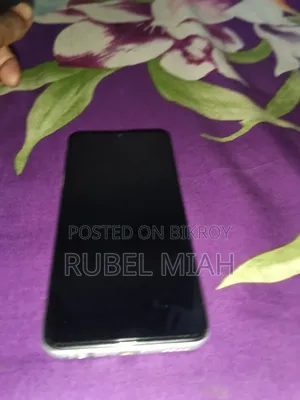 Realme 6i 128 GB হোয়াইট