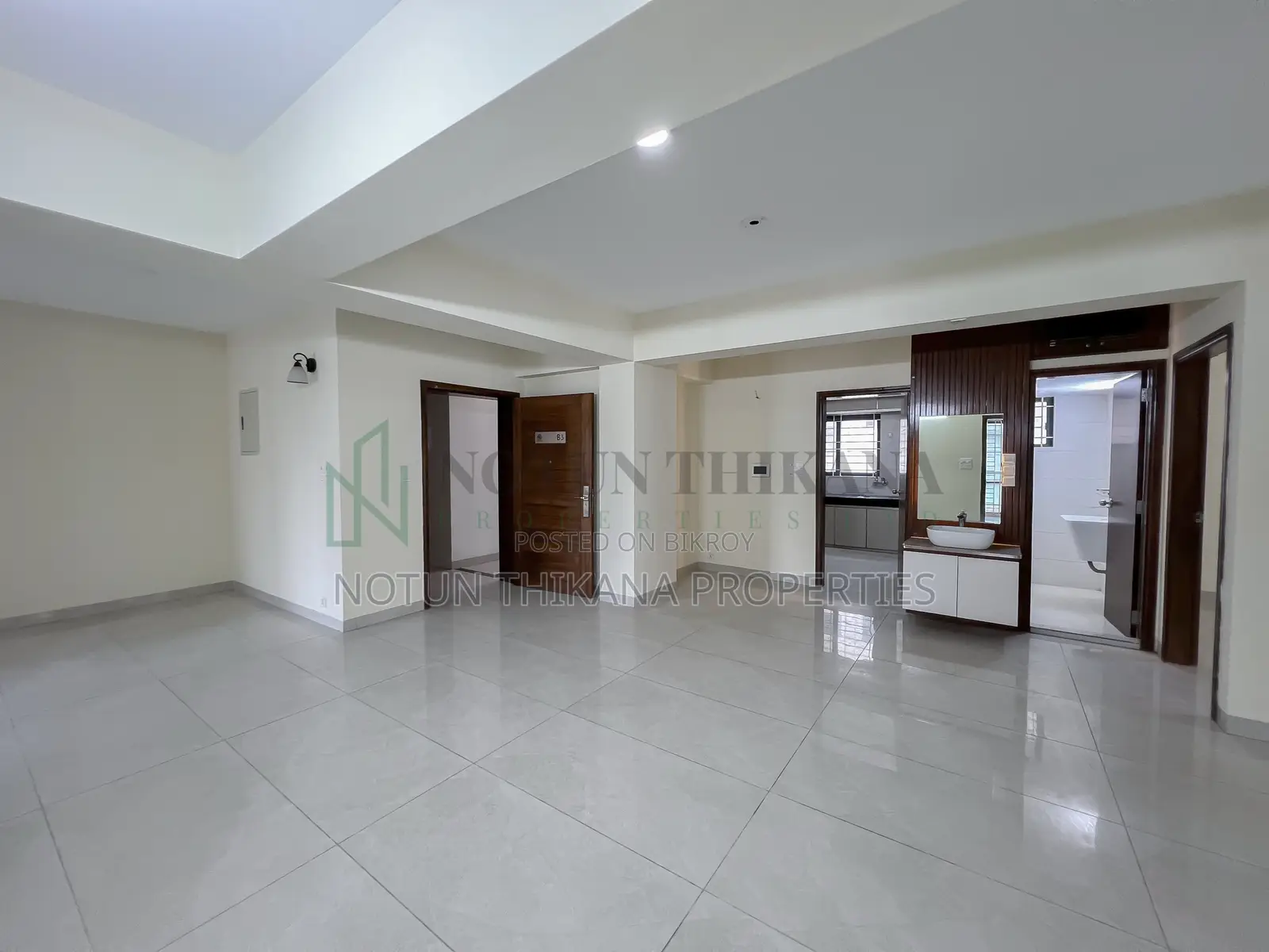 3bdrm Apartment in Basundhara for Rent