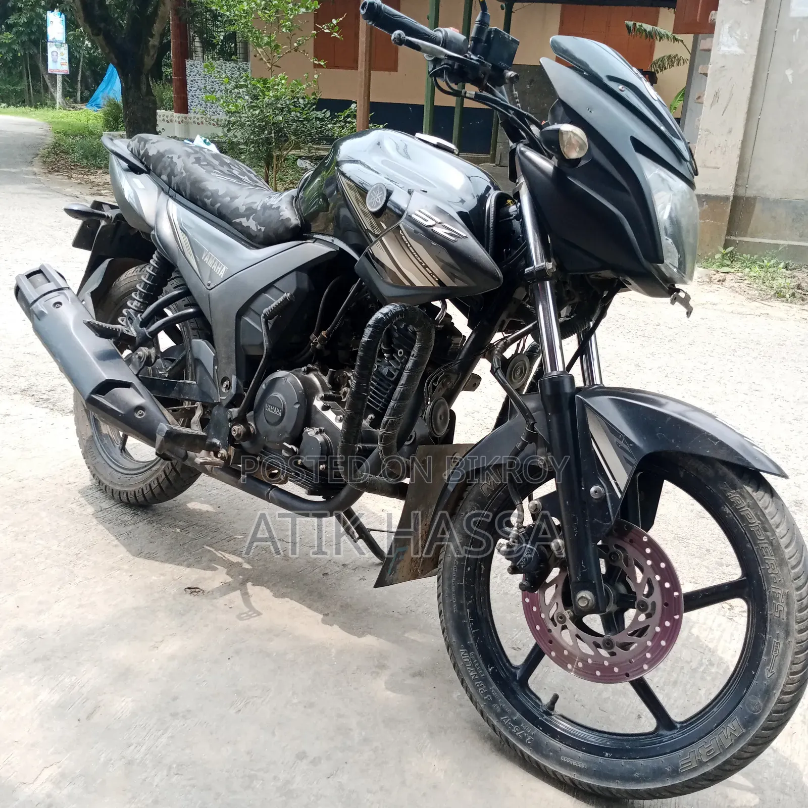 Yamaha 2018 Black