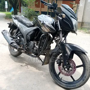 Yamaha 2018 Black