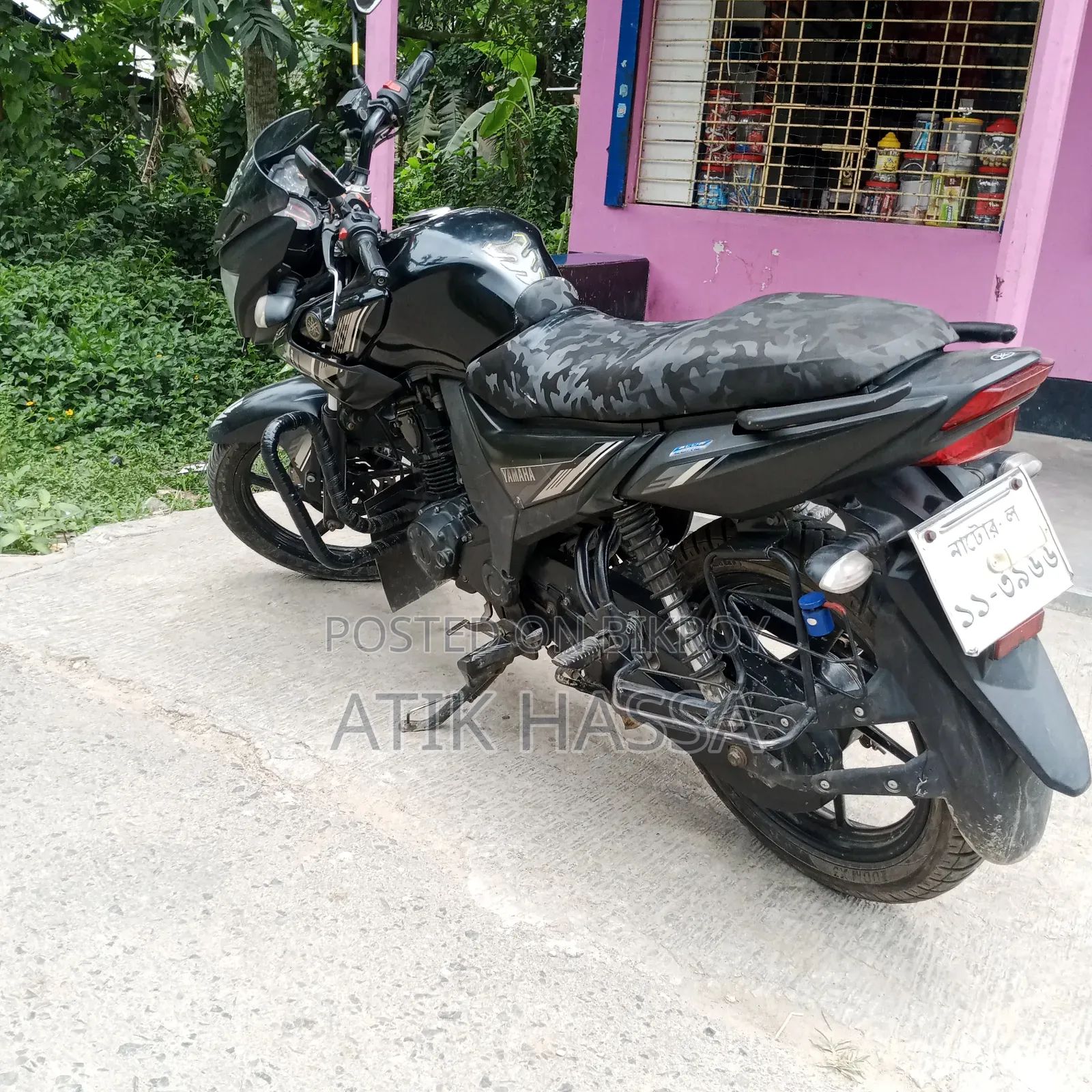 Yamaha 2018 Black