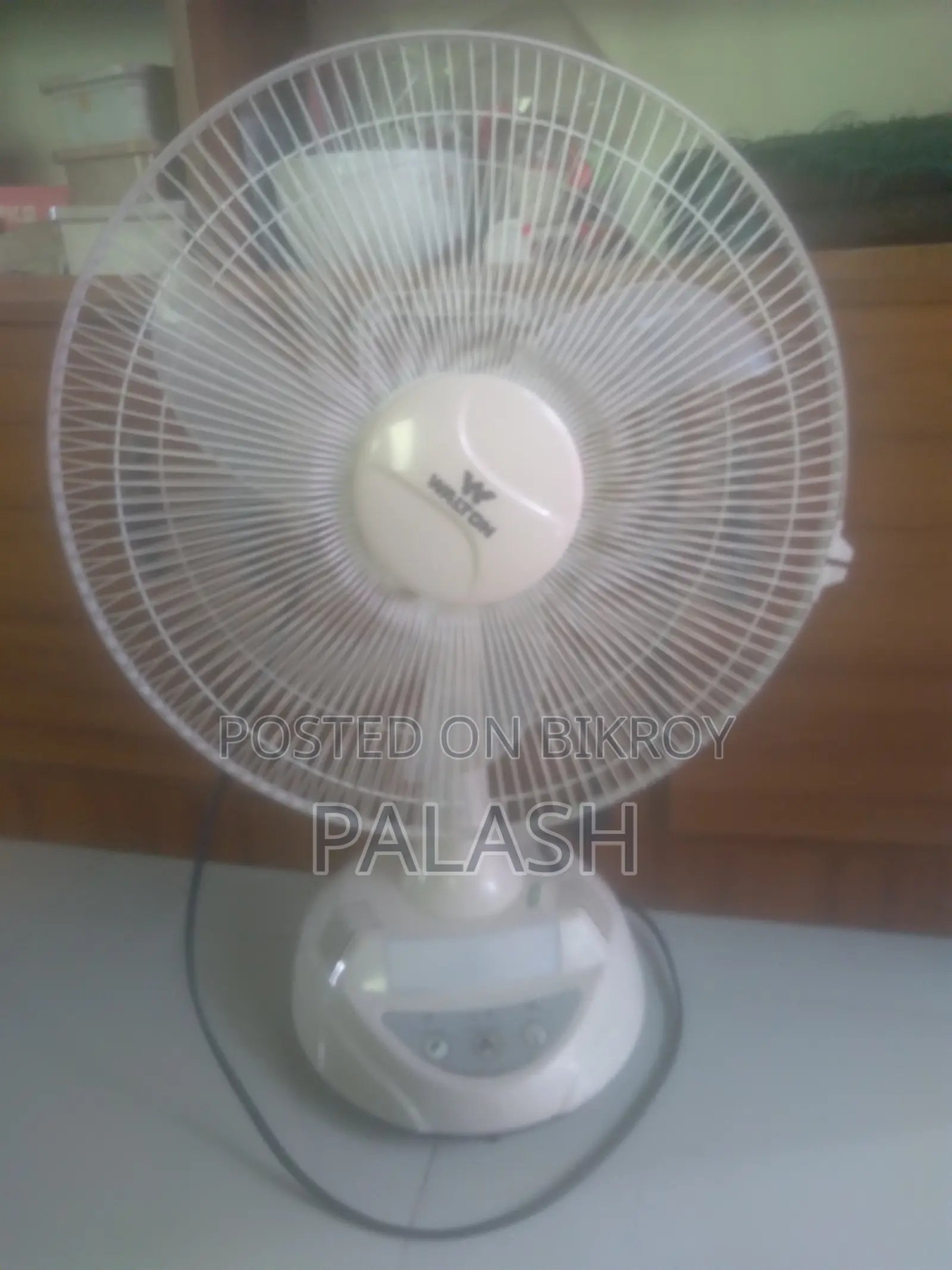Walton 17" Rechargeable Table Fan, (Without Remote), 12v-4.5a