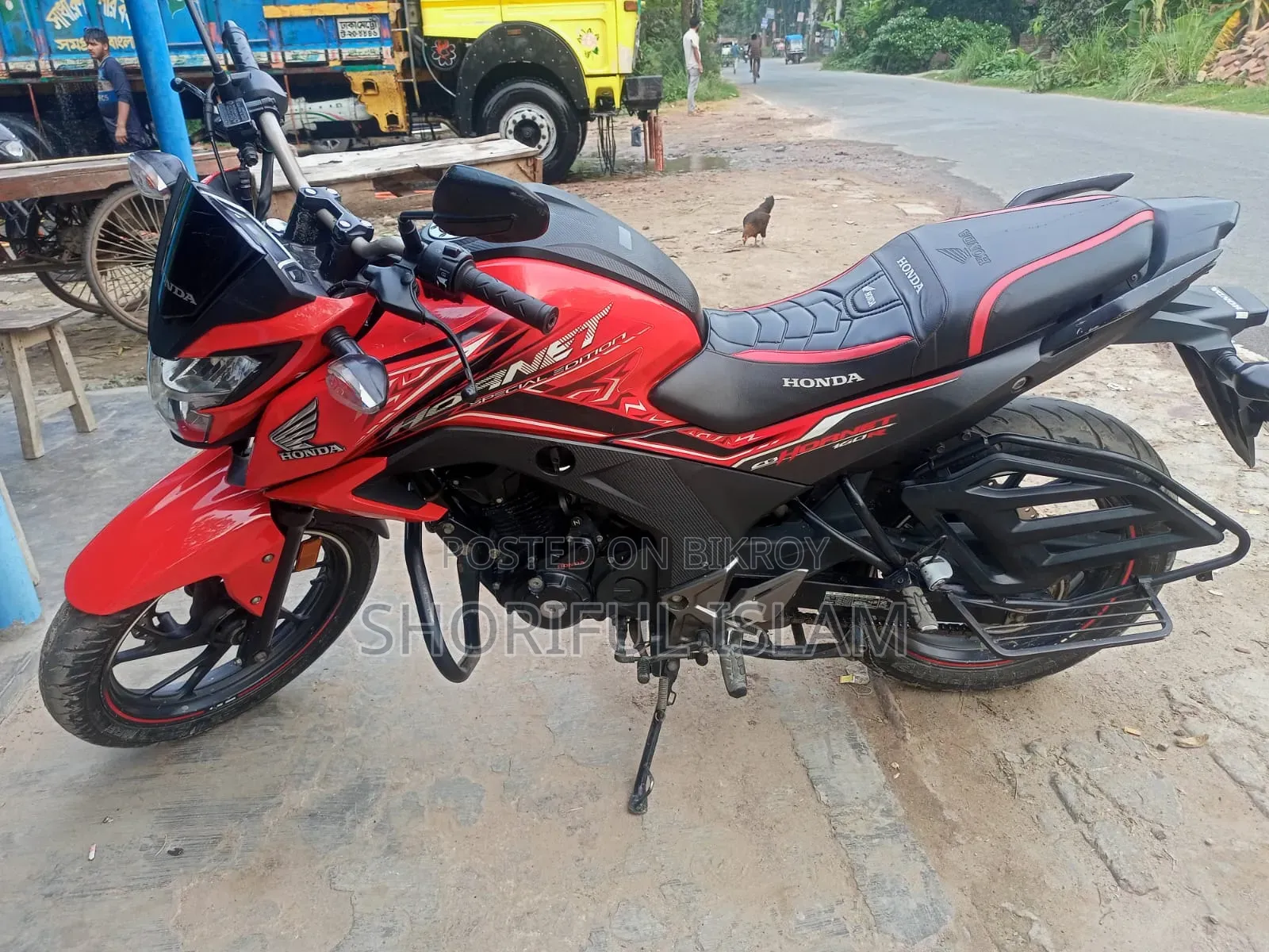 Honda Hornet 2022 Red