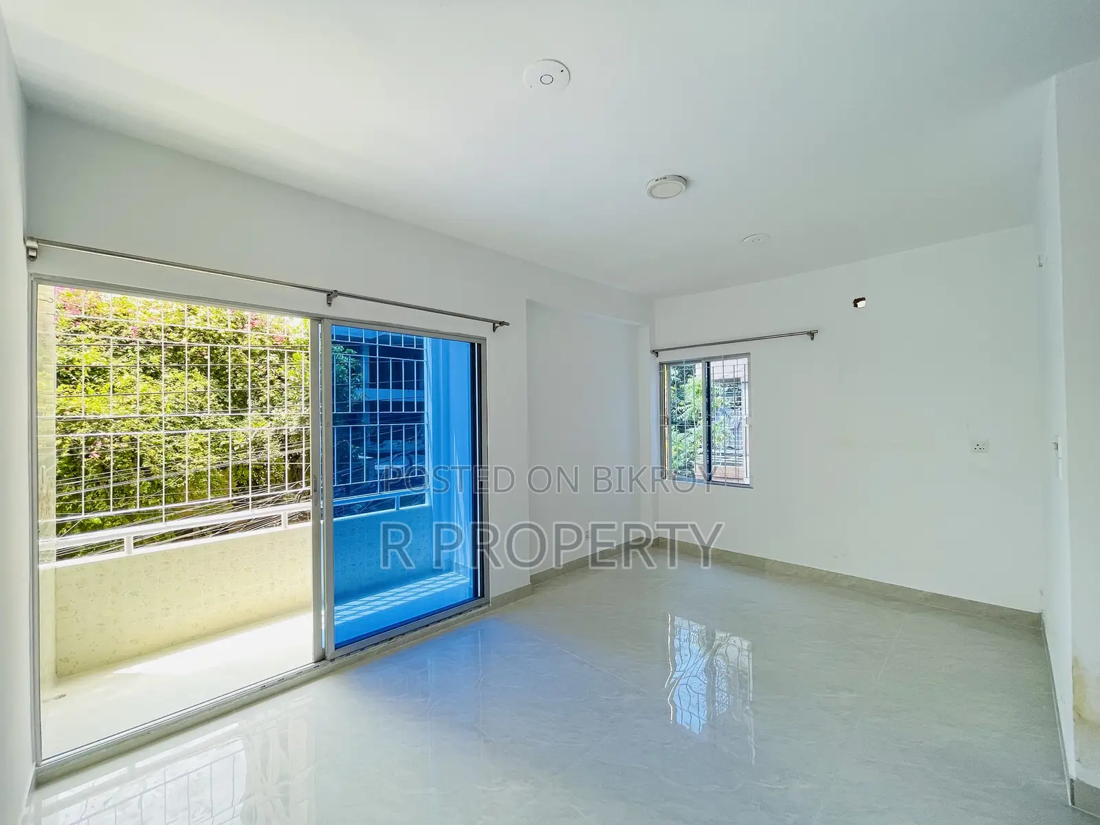3bdrm Apartment in Uttara for Sale