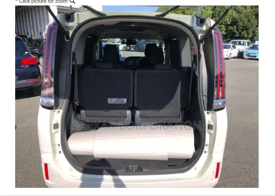 Toyota Noah 2020 Pearl