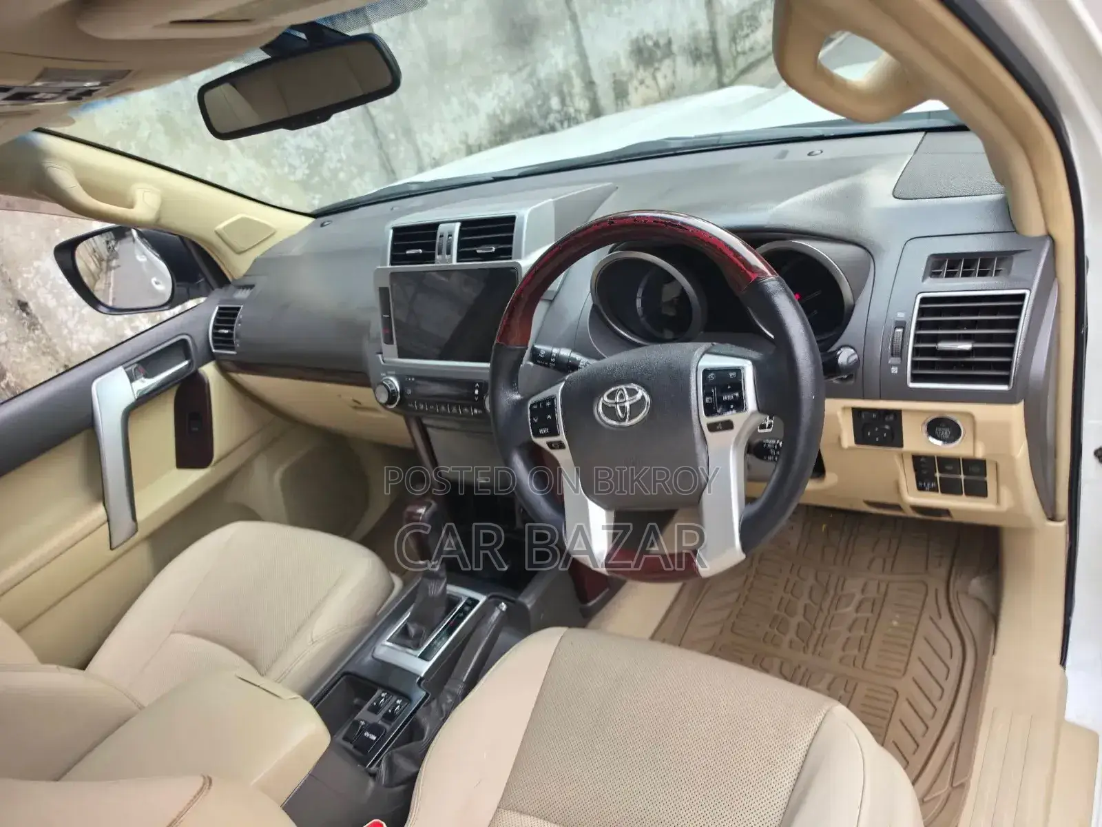 Toyota Land Cruiser Prado 2.7 VVT-i 2015 Off White