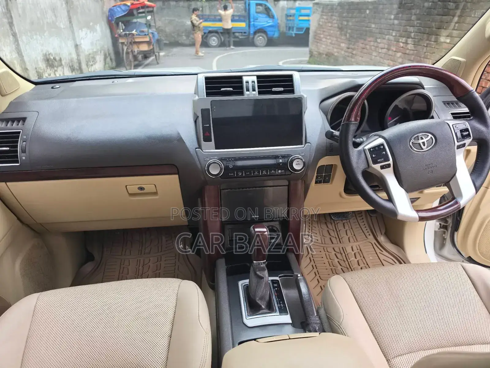 Toyota Land Cruiser Prado 2.7 VVT-i 2015 Off White
