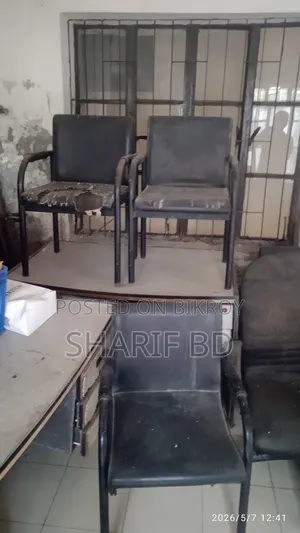 পুরাতন অফিস ফার্নিচার