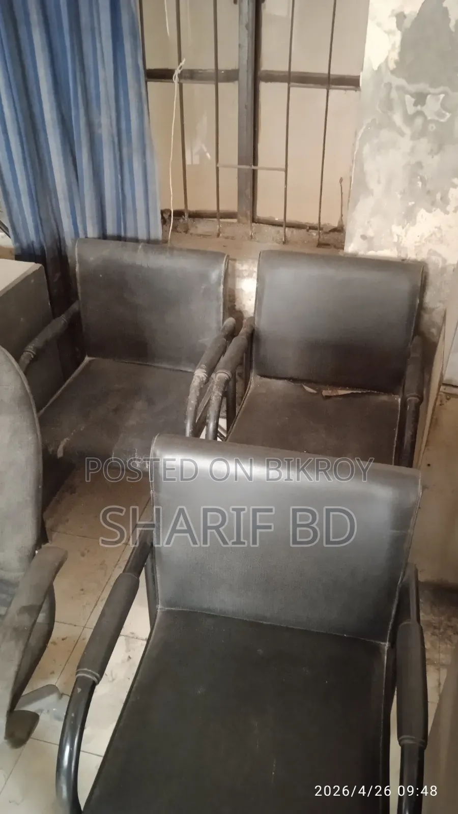 পুরাতন অফিস ফার্নিচার