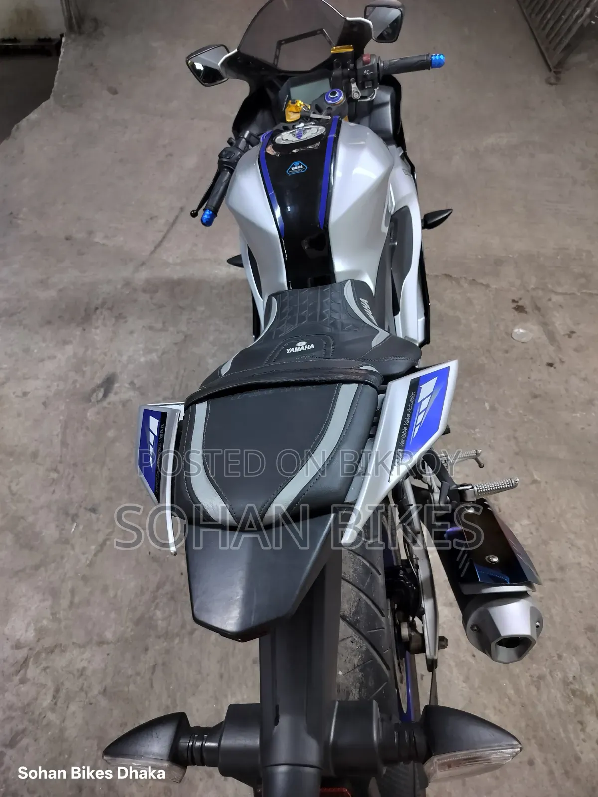 Yamaha R1 2024 Silver