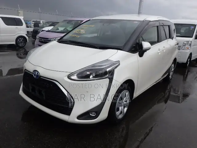 Toyota Sienta 1.5 Hybrid FWD 2021 Pearl