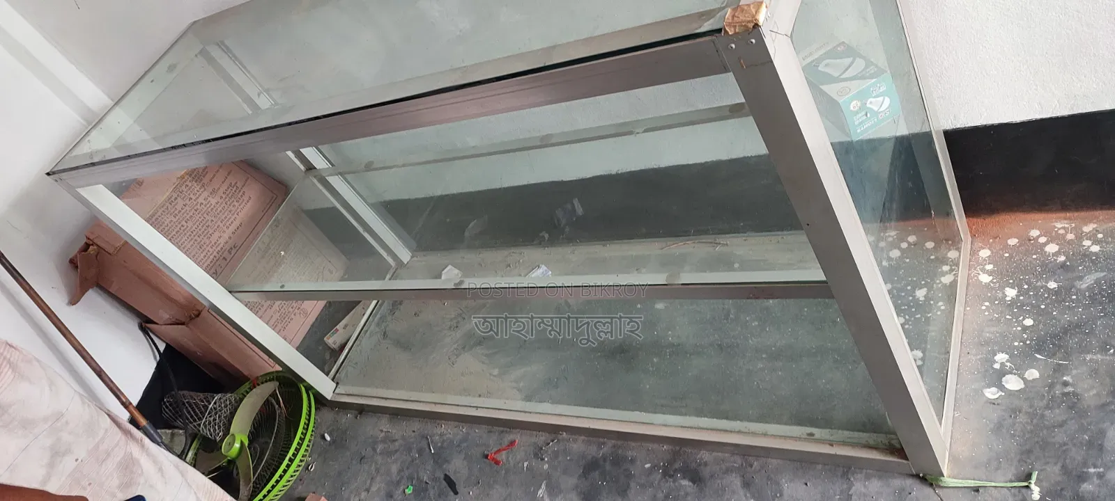 Aluminum/Glass Shop Shelf