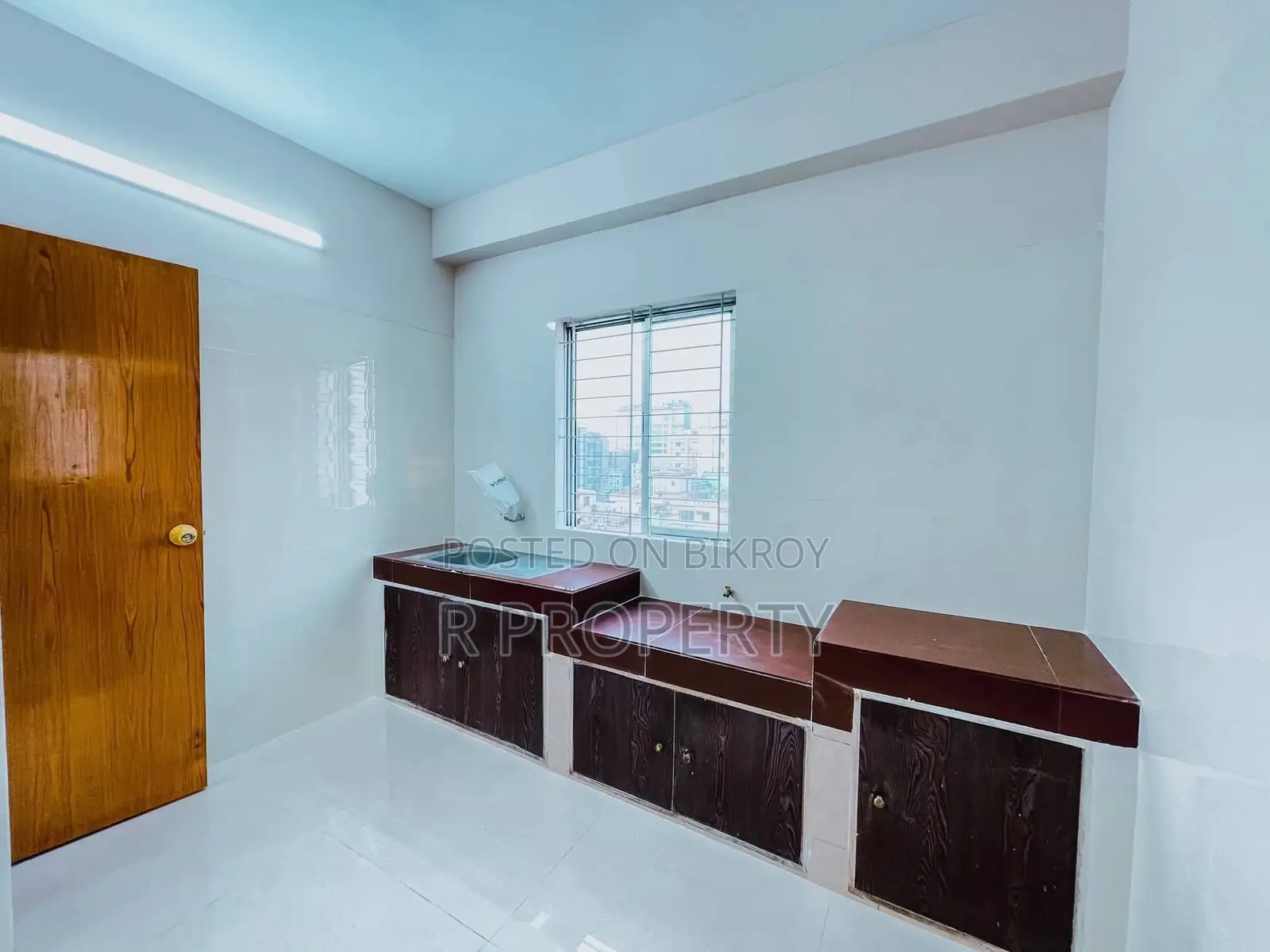 3bdrm Apartment in Uttara for Sale