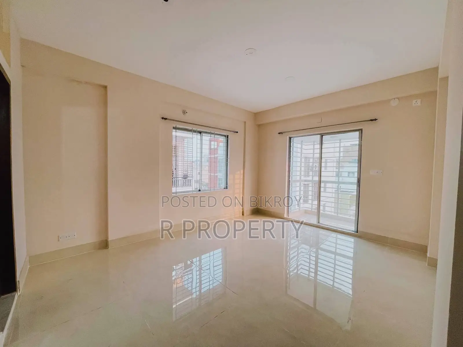 3bdrm Apartment in Uttara for Sale